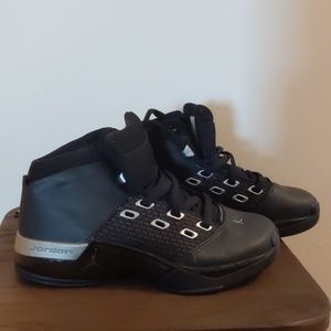 Size 4Y Classic Jordan/Nike BLK + SLVR